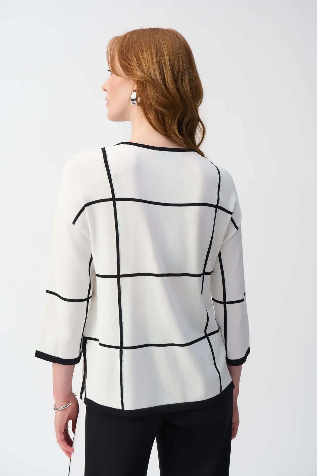 Witte pull met zwart motief Joseph Ribkoff