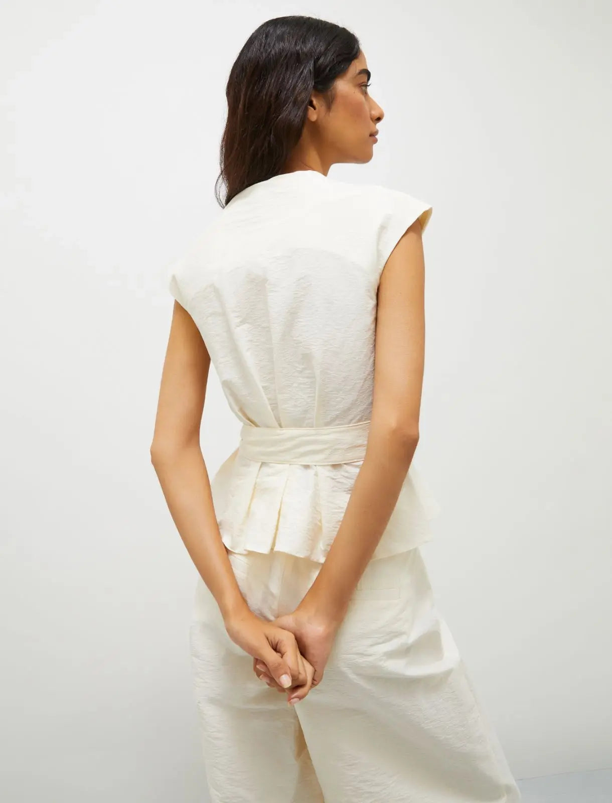 Top écru à bouton-pression à la taille Bronze Marella