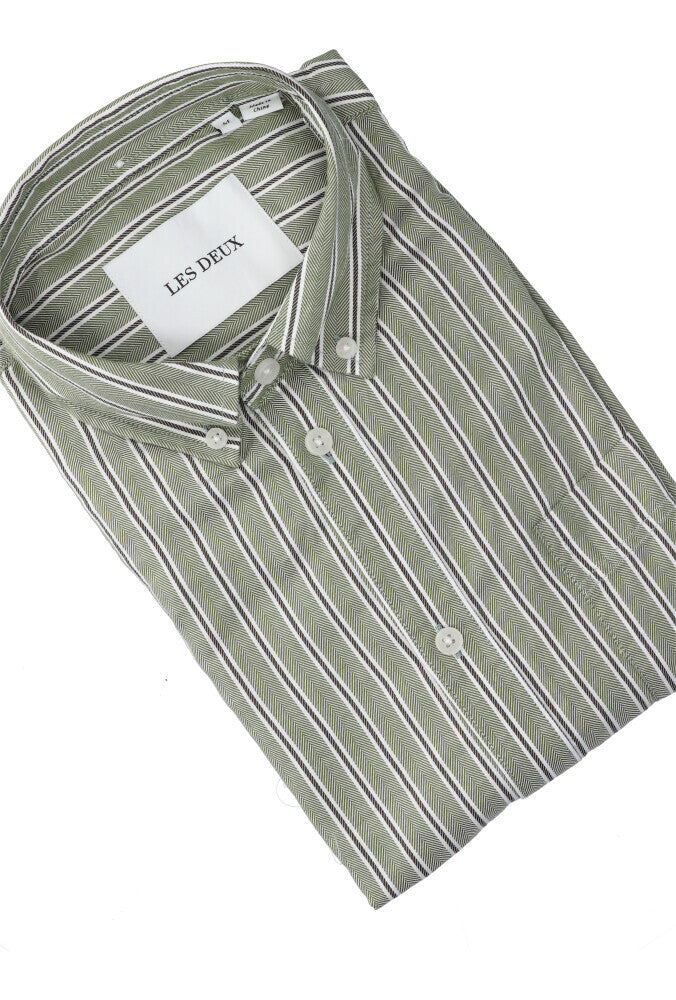 Chemise en coton blanc/vert ciboulette (coupe classique) à rayures Les Deux