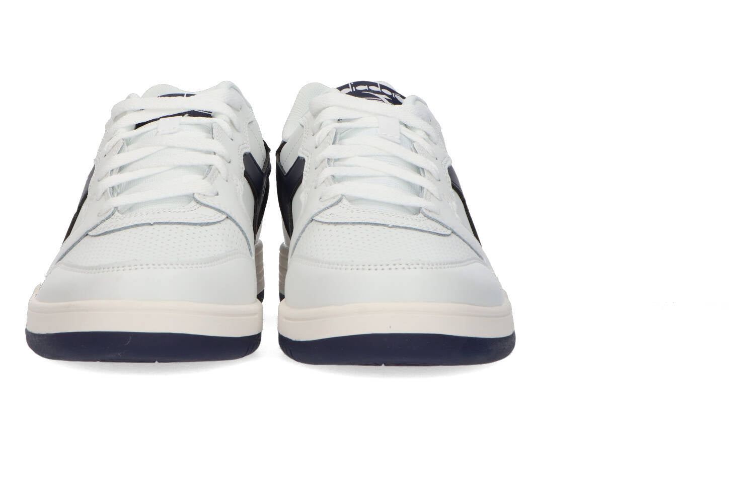 Baskets basses Diadora blanches et bleues à rayures