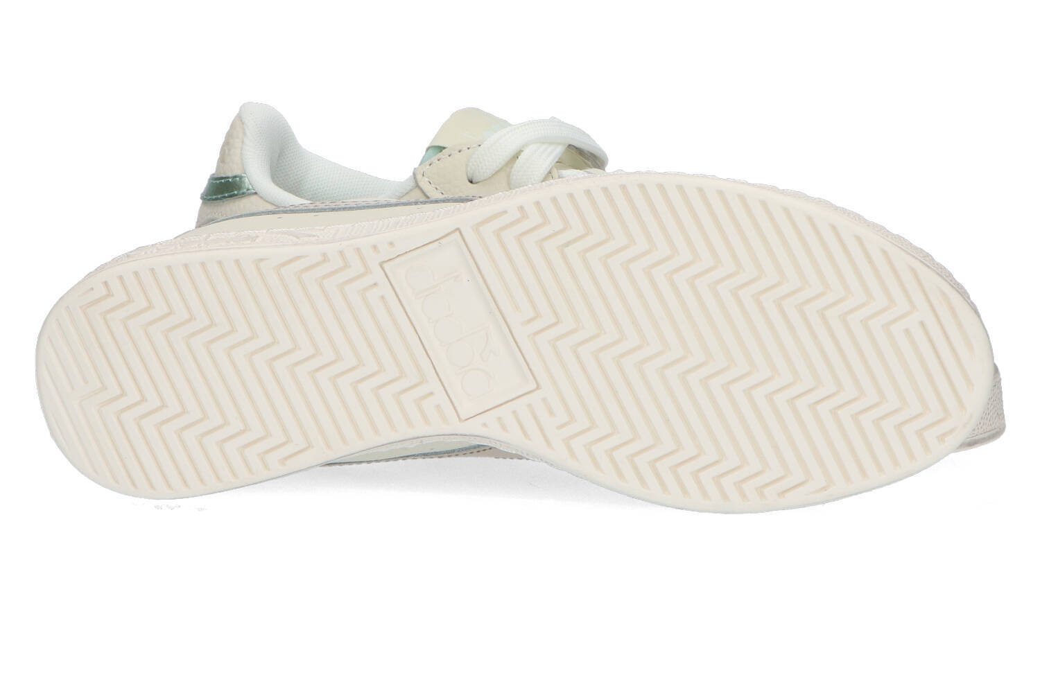 Baskets basses écrues à détails métalliques Diadora