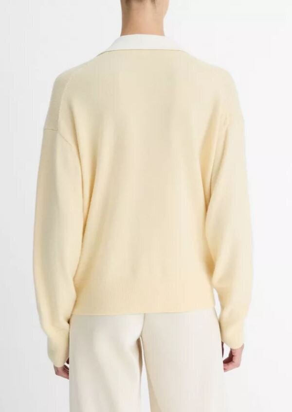 Polo en laine vanille à manches longues Vince