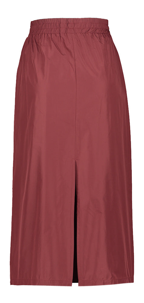 Jupe bordeaux fendue au dos, 23 mars