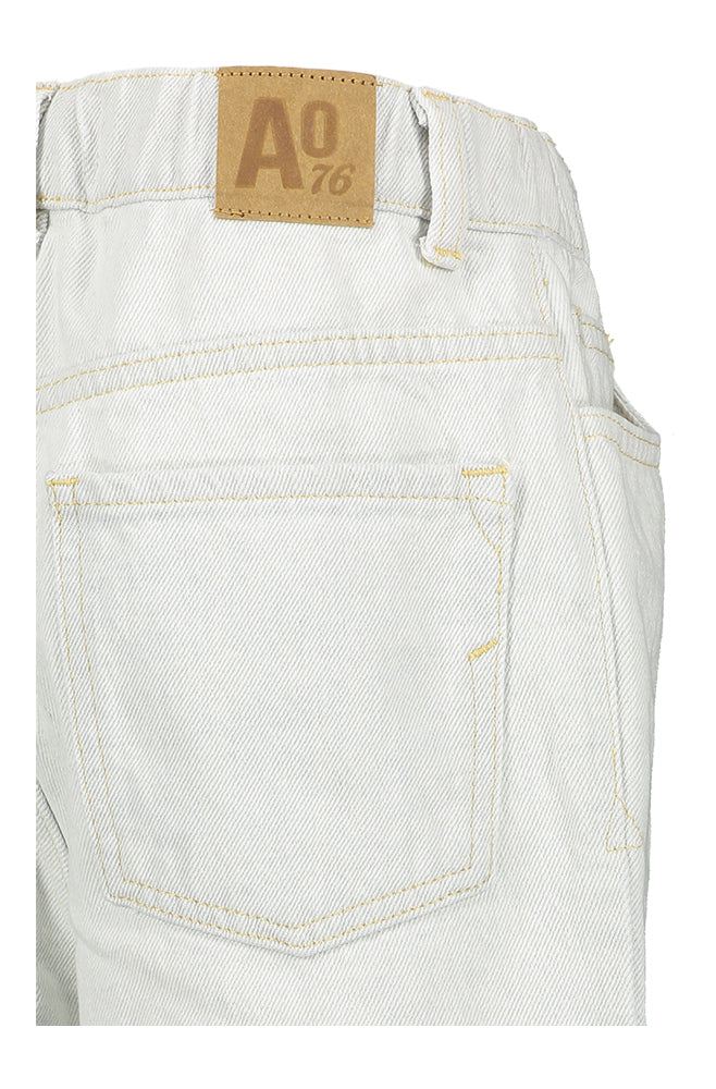 Lichtblauwe loose fit short AO76