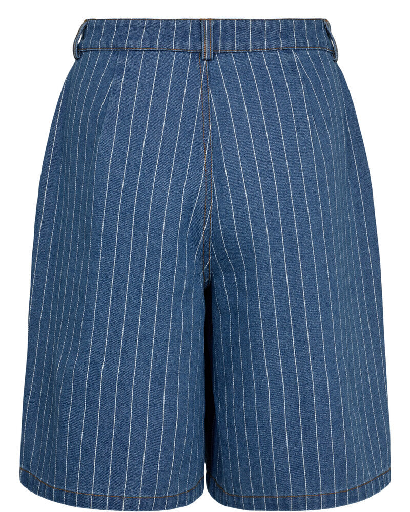 Short en jean bleu oversize à fines rayures Nulucie Numph