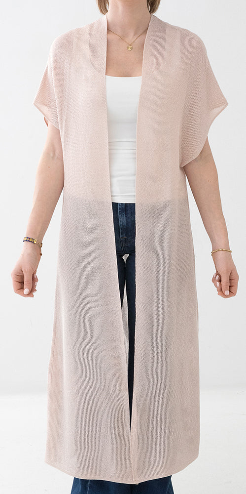 Gilet long rose poudré en crochet avec fil pailleté Juul Atmos