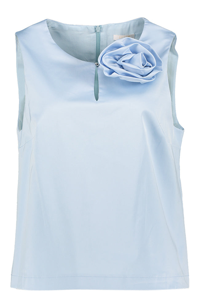 Haut bleu clair avec broche Famo Senso