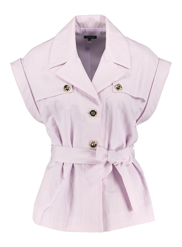 Chemisier lilas à boutons décoratifs et ceinture assortie, signé Caroline Biss
