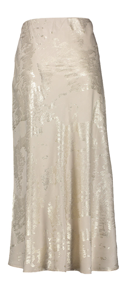 Jupe couleur or imprégnée de luxe