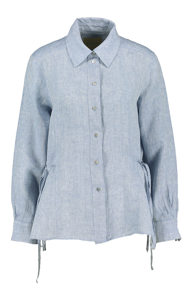 Lichtblauwe linnen bloes met detail aan de taille Sharon Momoni
