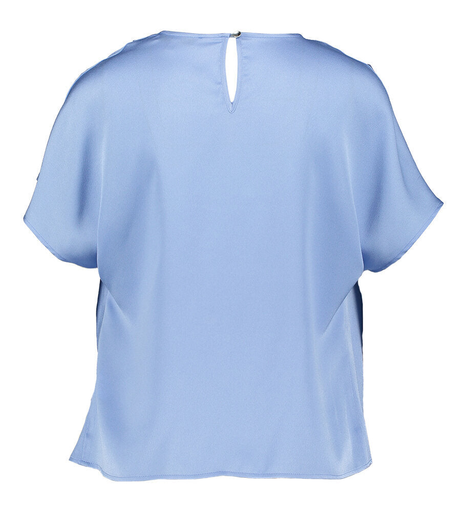 Licht blauwe bloes met waterval kraag Marie Mero