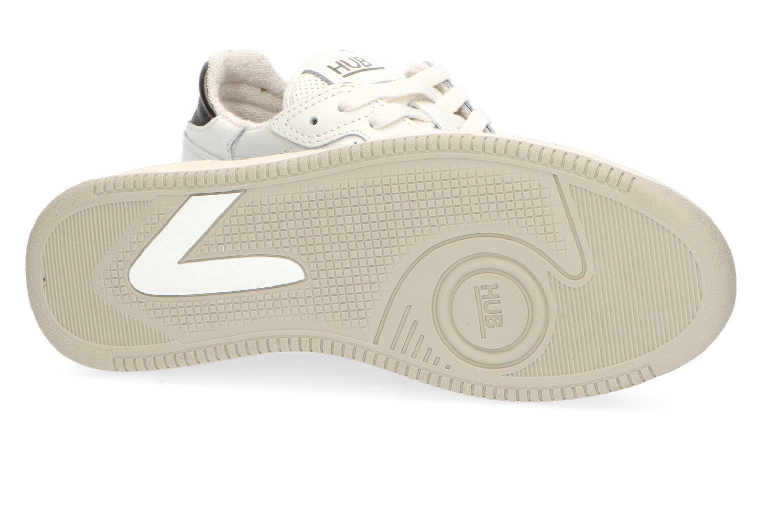 Baskets basses blanc cassé et bronze antique HUB