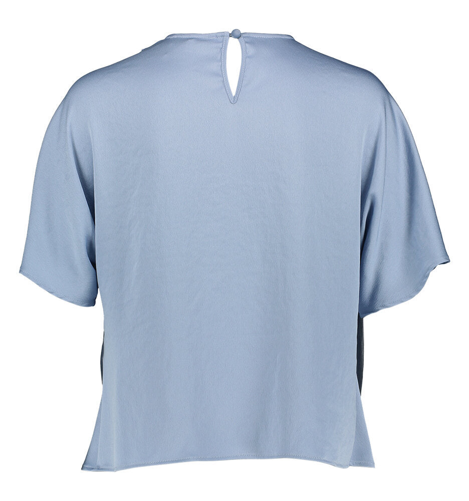Lichtblauwe glanzende blouse met watervalkraag Marie Mero