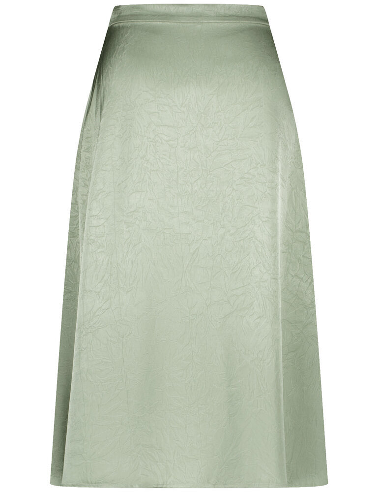 Jupe kaki brillante en tissu froissé Gerry Weber