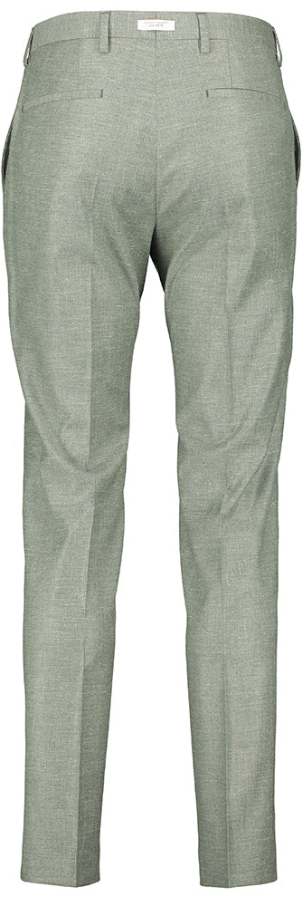 Le pantalon vert de Roy Robson