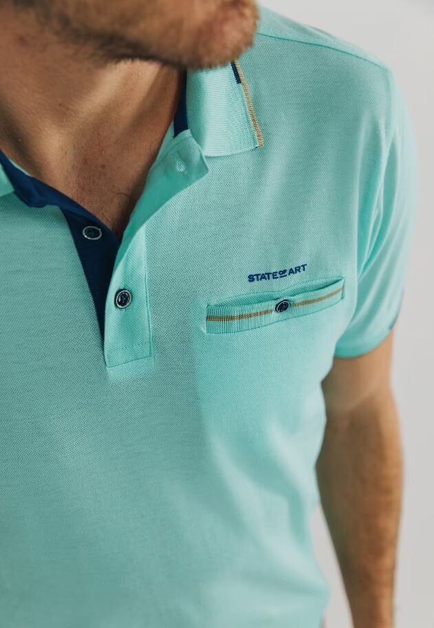 T-shirt bleu avec détails à la pointe de la technologie