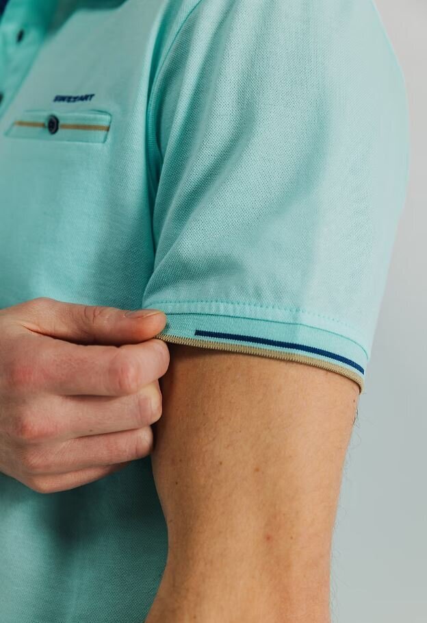 T-shirt bleu avec détails à la pointe de la technologie