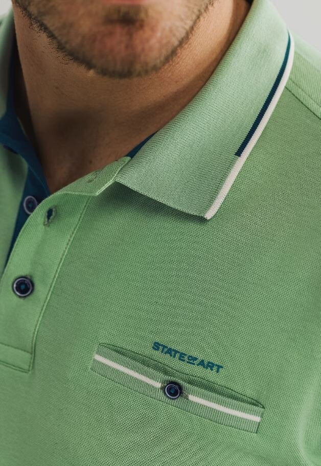 Polo vert à rayures, à la pointe de la technologie