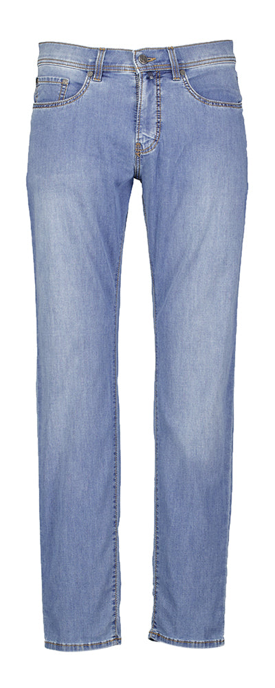 Jean bleu fuselé Lyon Pierre Cardin