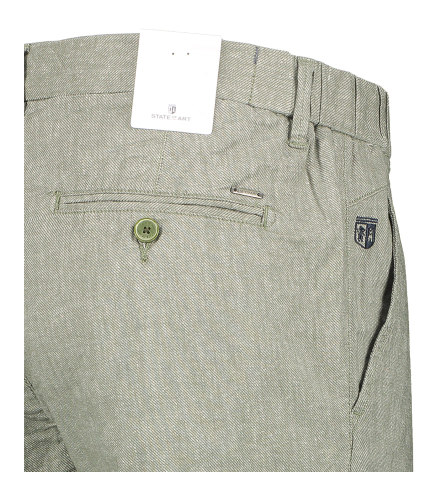 Short en lin vert à la pointe de la technologie