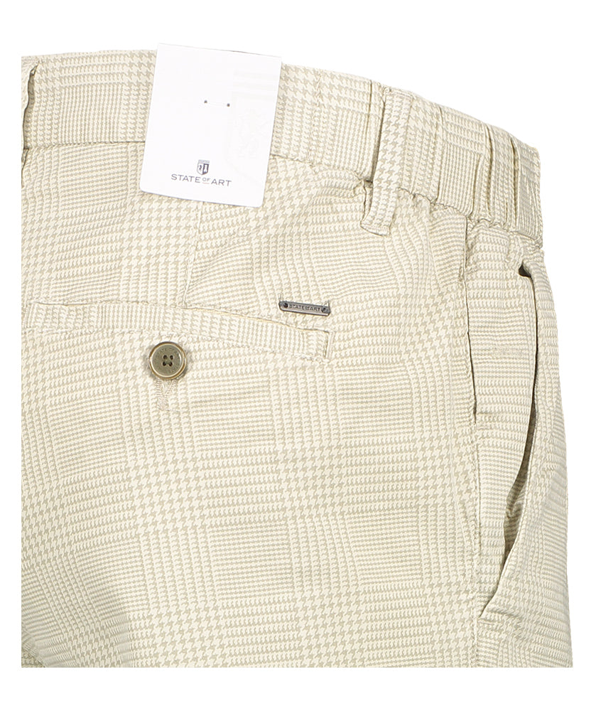 Short beige à la pointe de la technologie