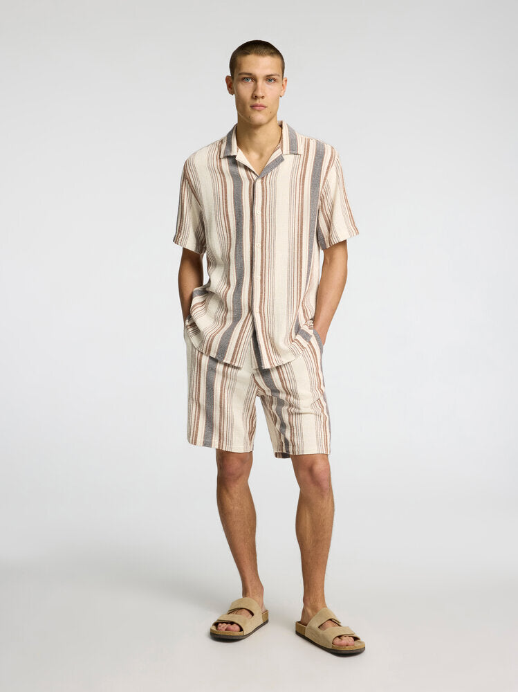 Shorts rayés sélectionnés