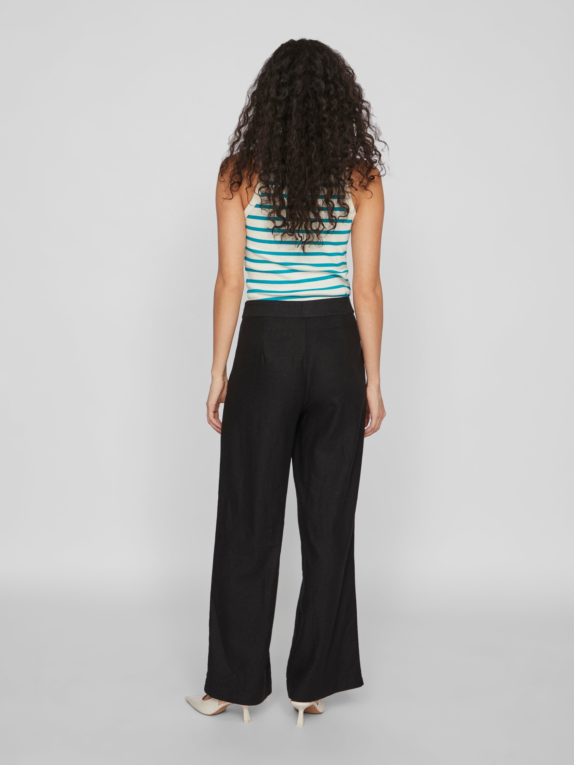 Pantalon noir long et large Vila