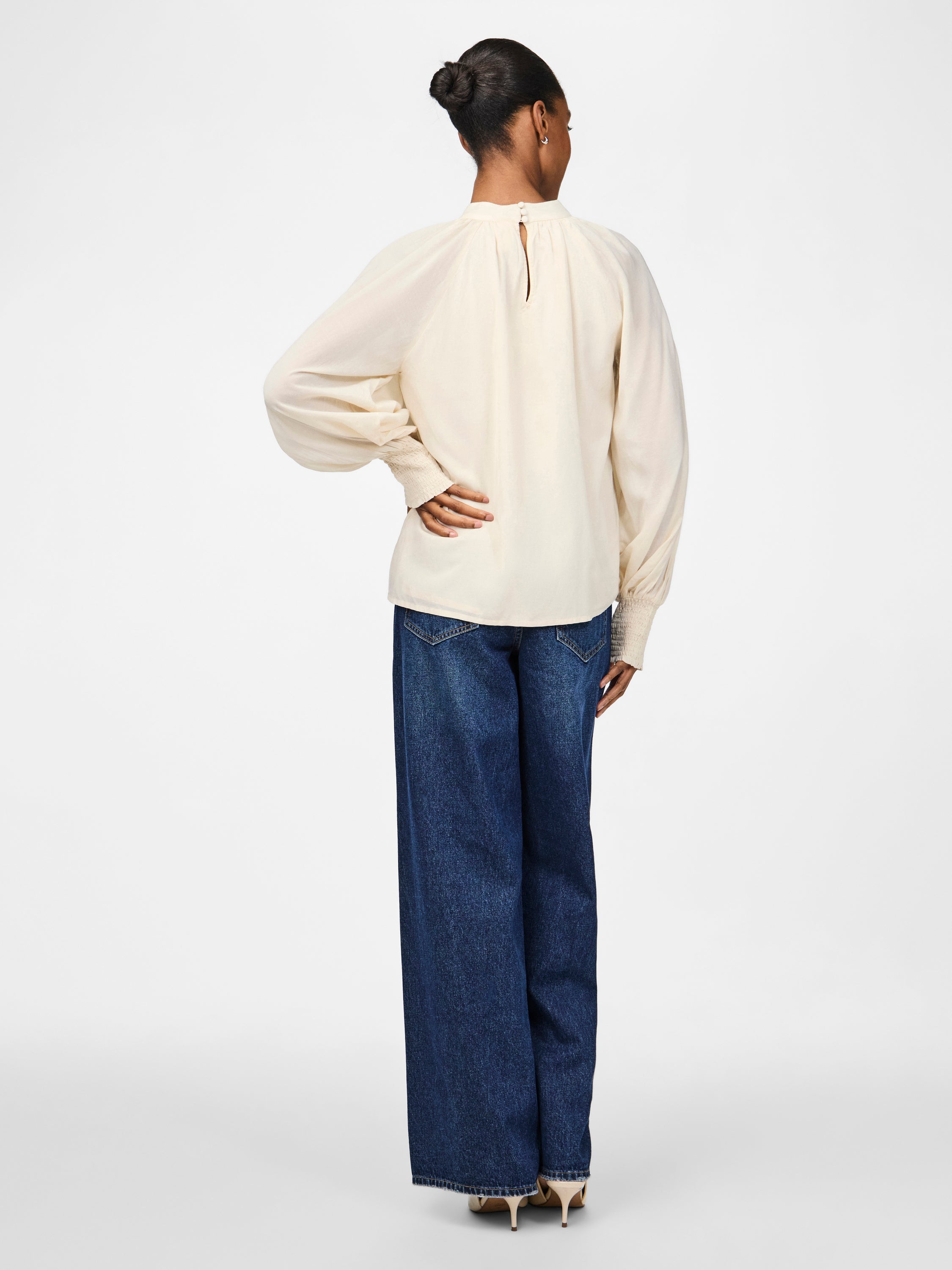 Ecru blouse met ronde hals Yasrita Y.A.S