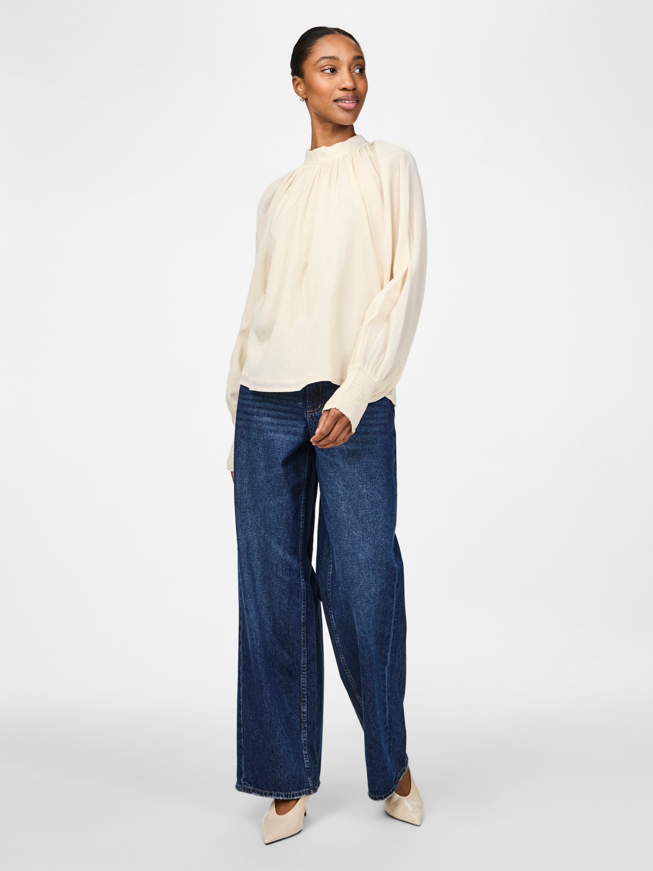 Chemisier écru à col rond Yasrita YAS