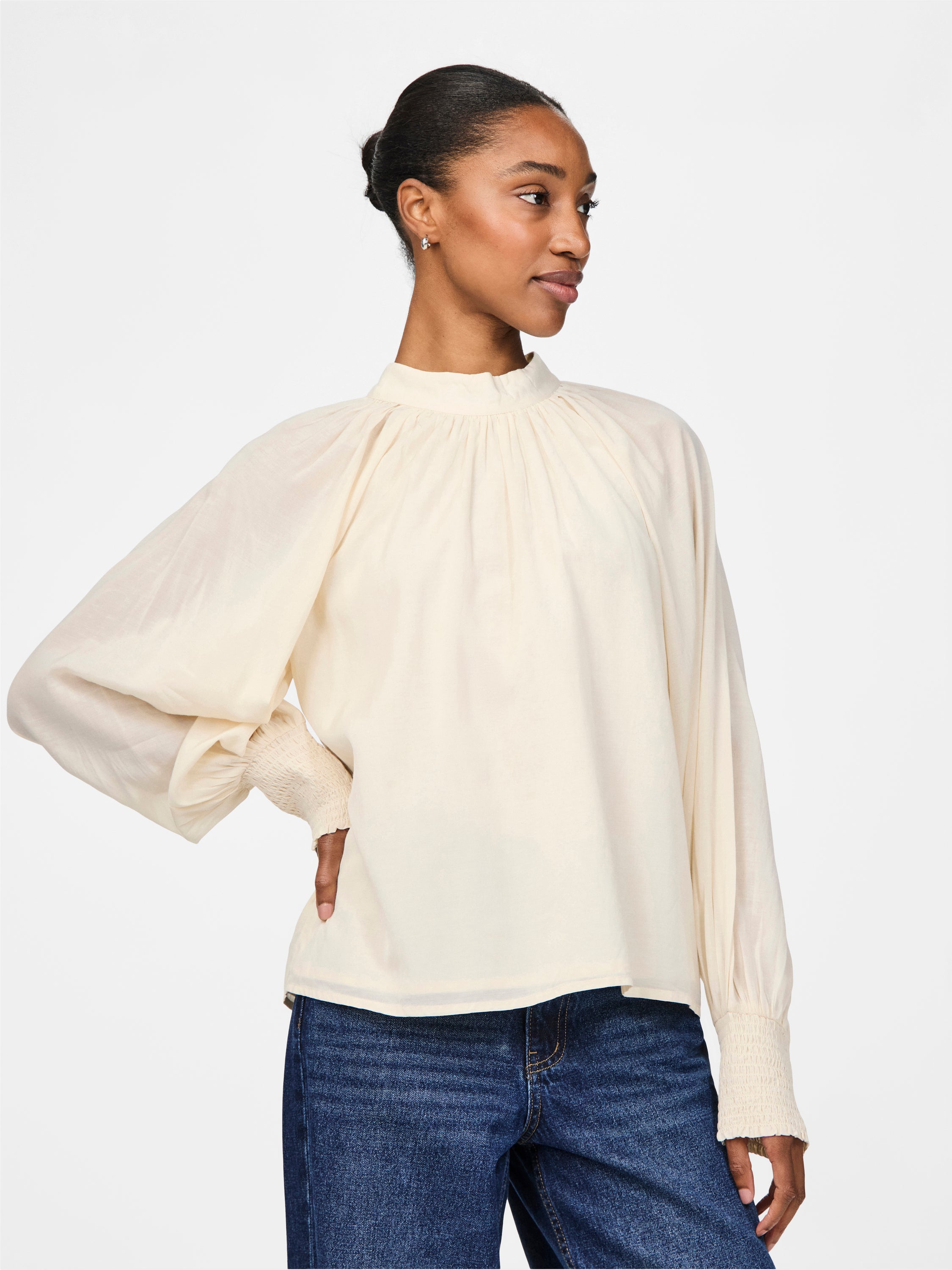 Ecru blouse met ronde hals Yasrita Y.A.S