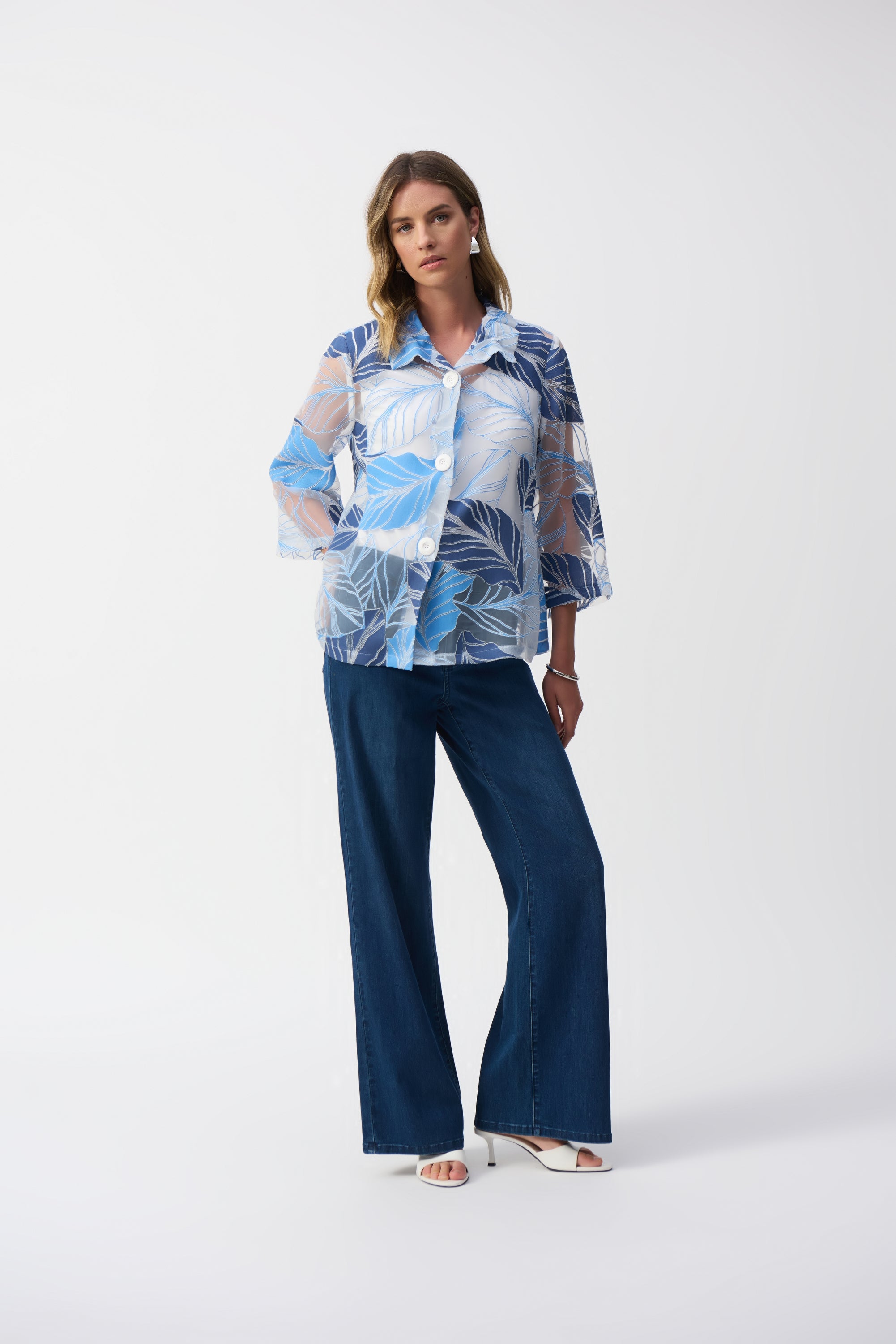 Chemisier bleu clair transparent à imprimé floral Joseph Ribkoff