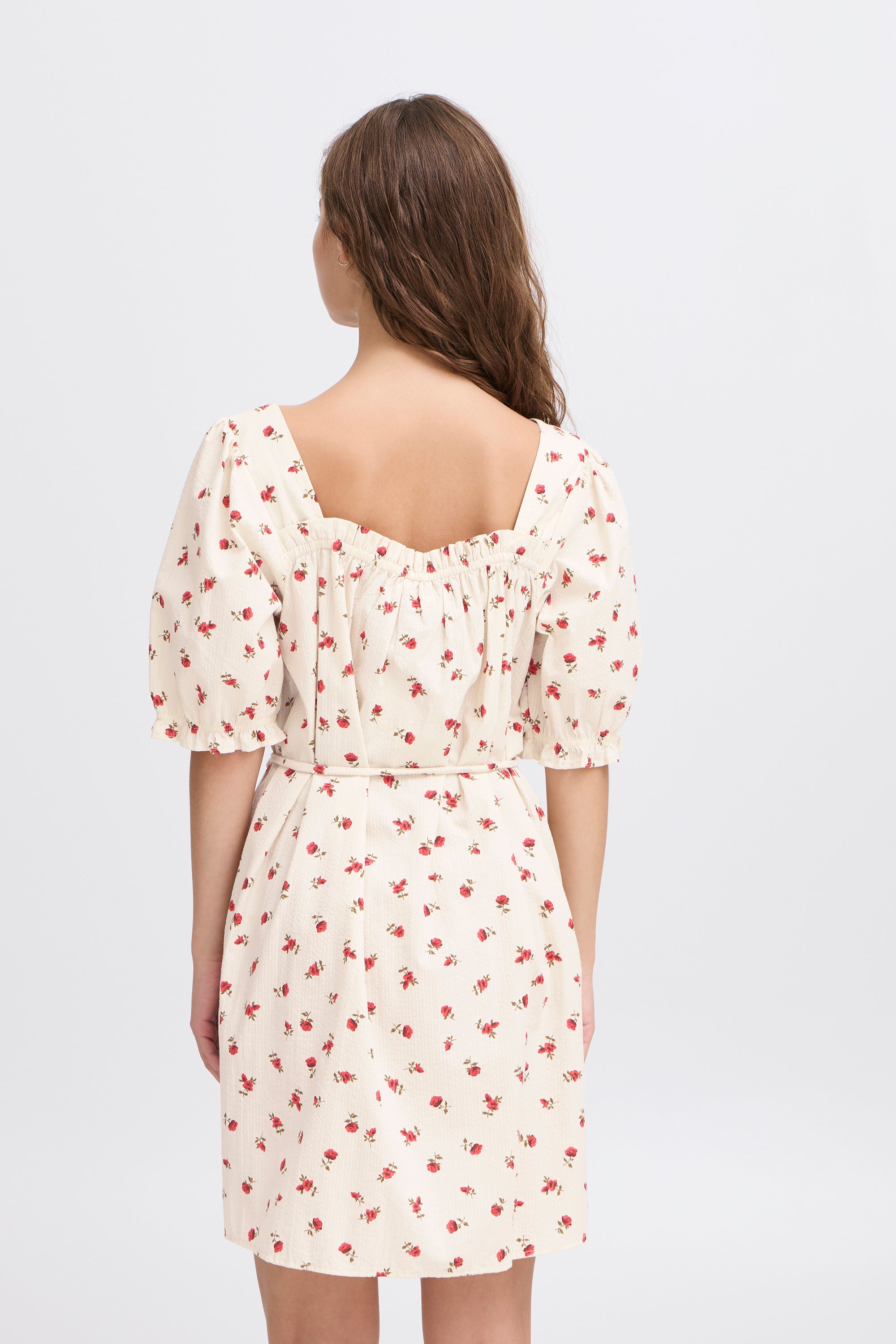 Robe beige à imprimé floral rouge Rosey Ichi