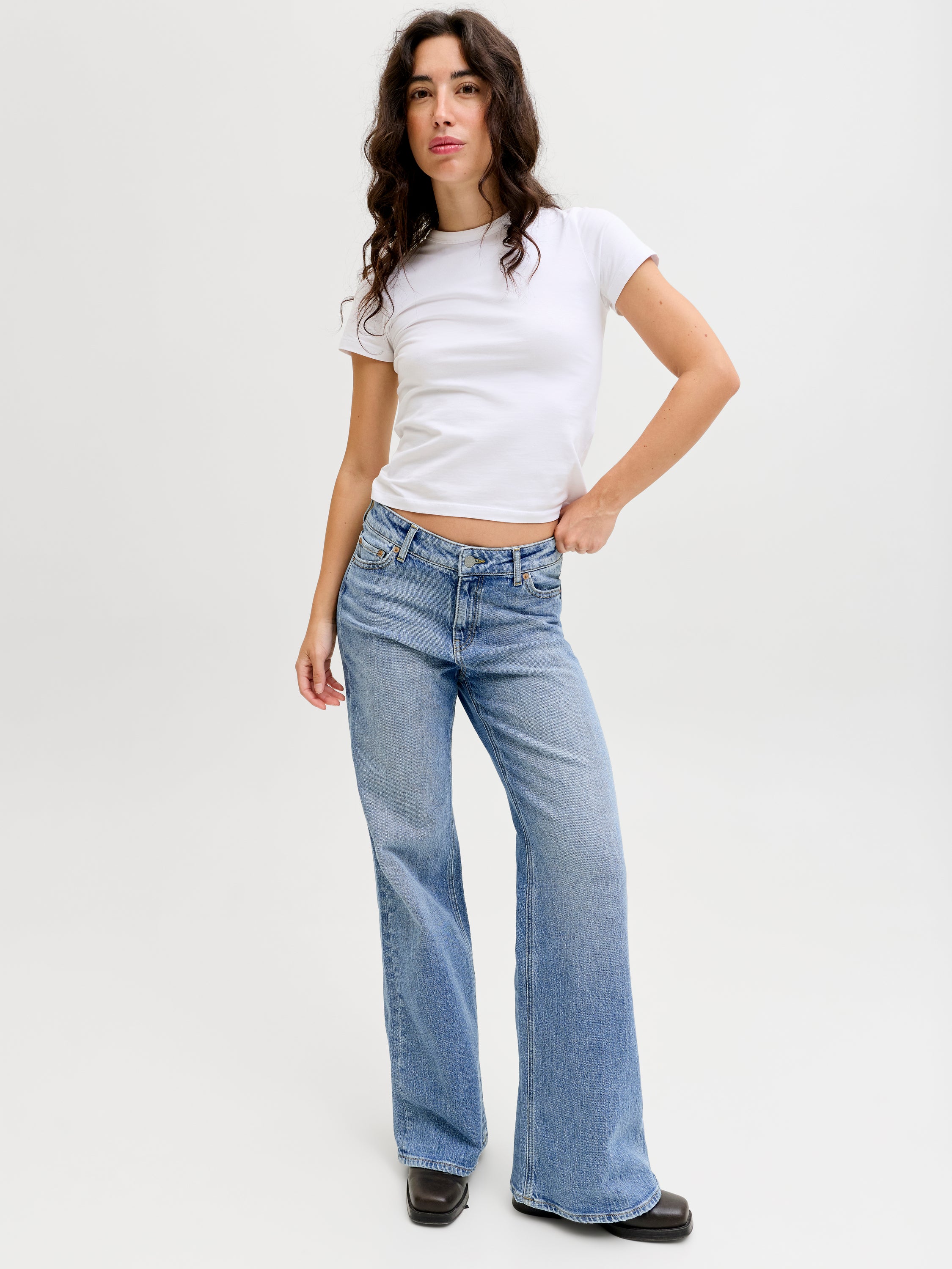 Jean bleu évasé taille haute JJXX