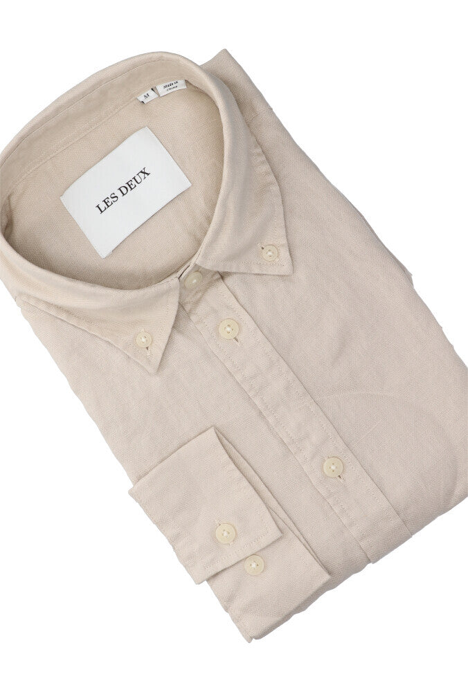 Chemise en lin beige (coupe ajustée) à manches longues Les Deux