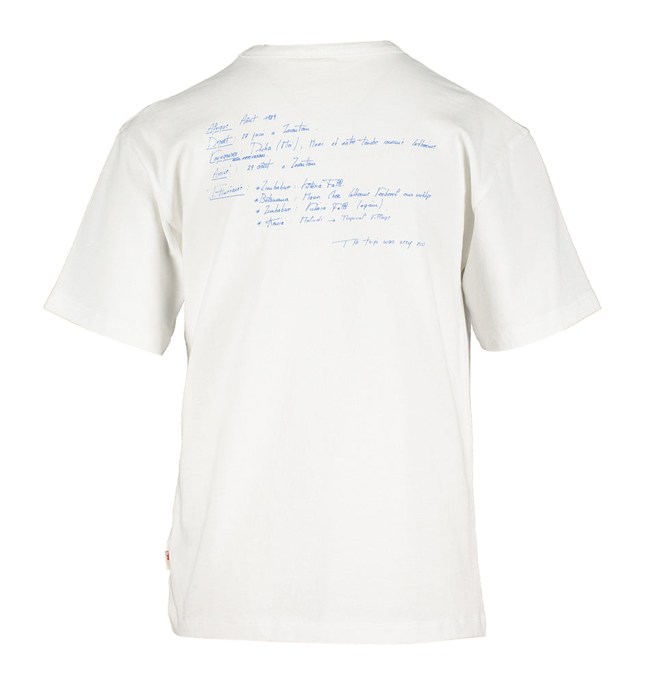 Witte t-shirt met opschrift olifanten AO