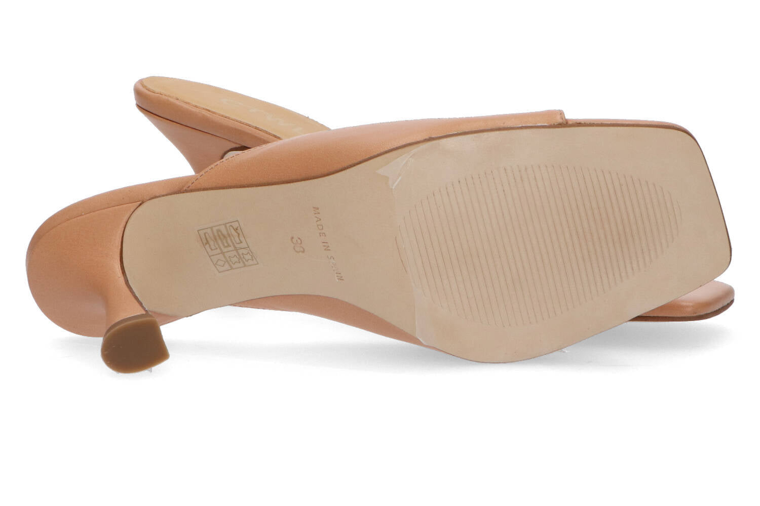 Sandales Alaquitta à talon, défilé Amauri