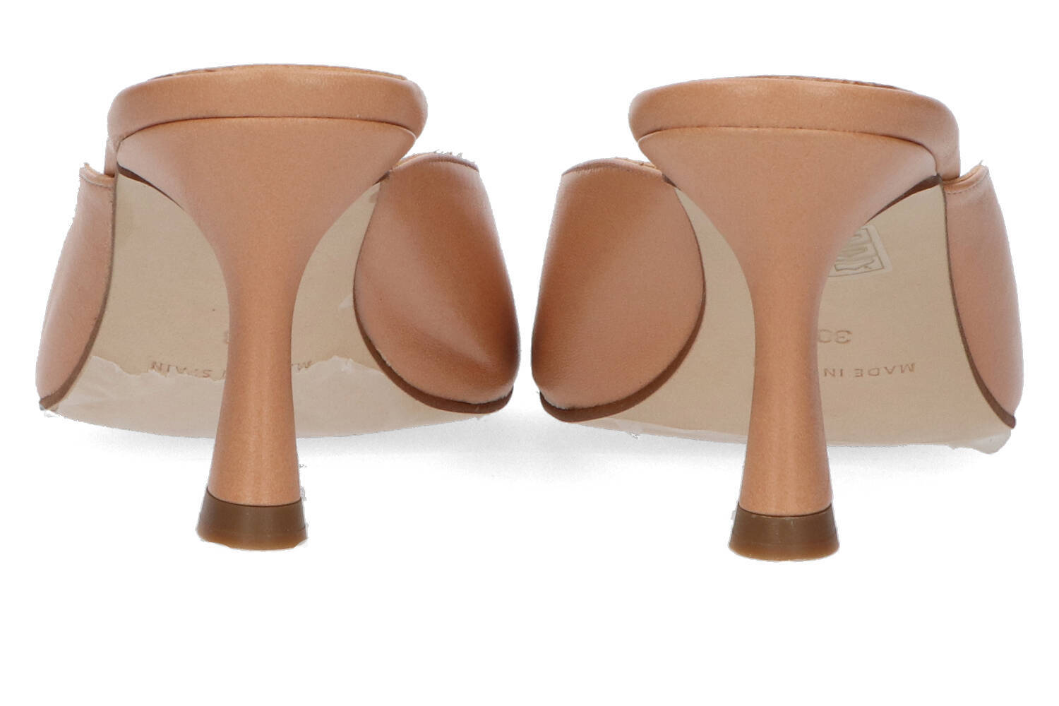 Sandales Alaquitta à talon, défilé Amauri