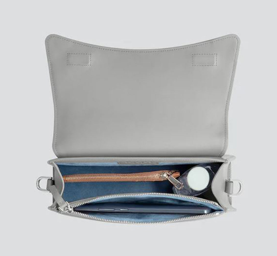 Sac à main gris clair avec chaîne Mini Arch Kaai