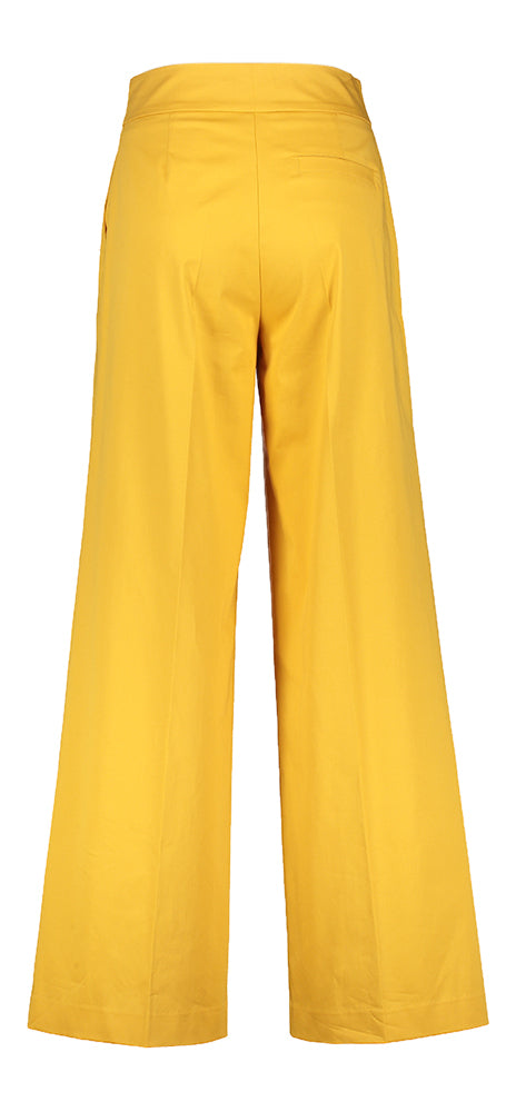 Le pantalon jaune d'Ann Seravalli
