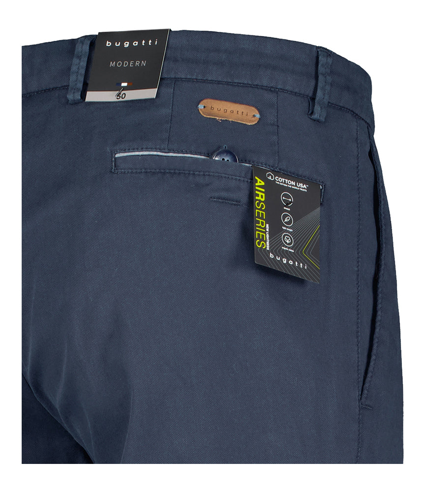 Chino bleu slim Bugatti