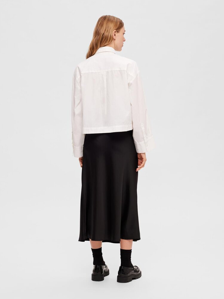 Jupe longue noire en tissu brillant Selected Femme
