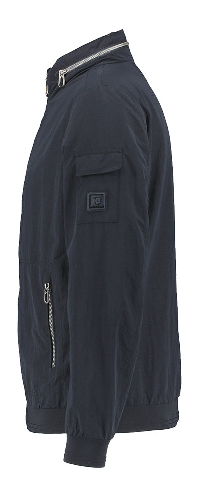 Manteau bleu foncé à la pointe de la technologie