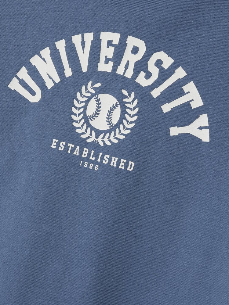 Pyjama bleu Chine. Nommez-le.