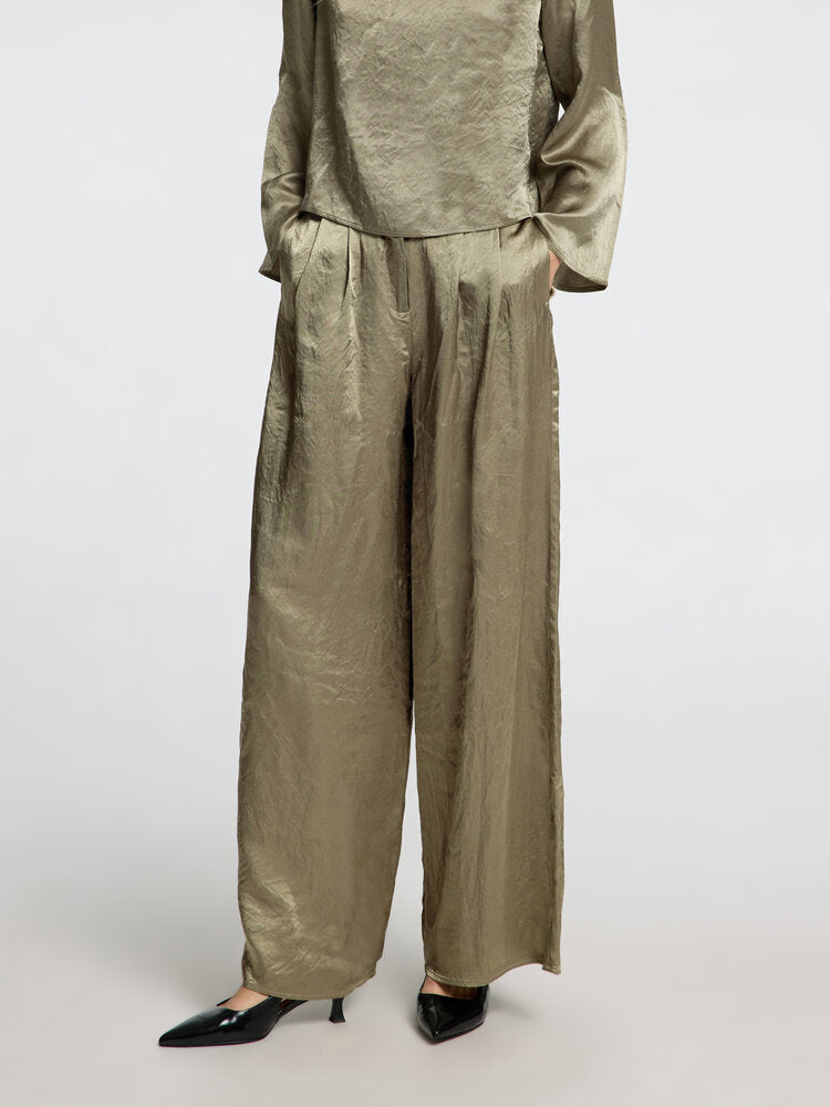 Kaki glanzende wijde broek met bandplooi Selected