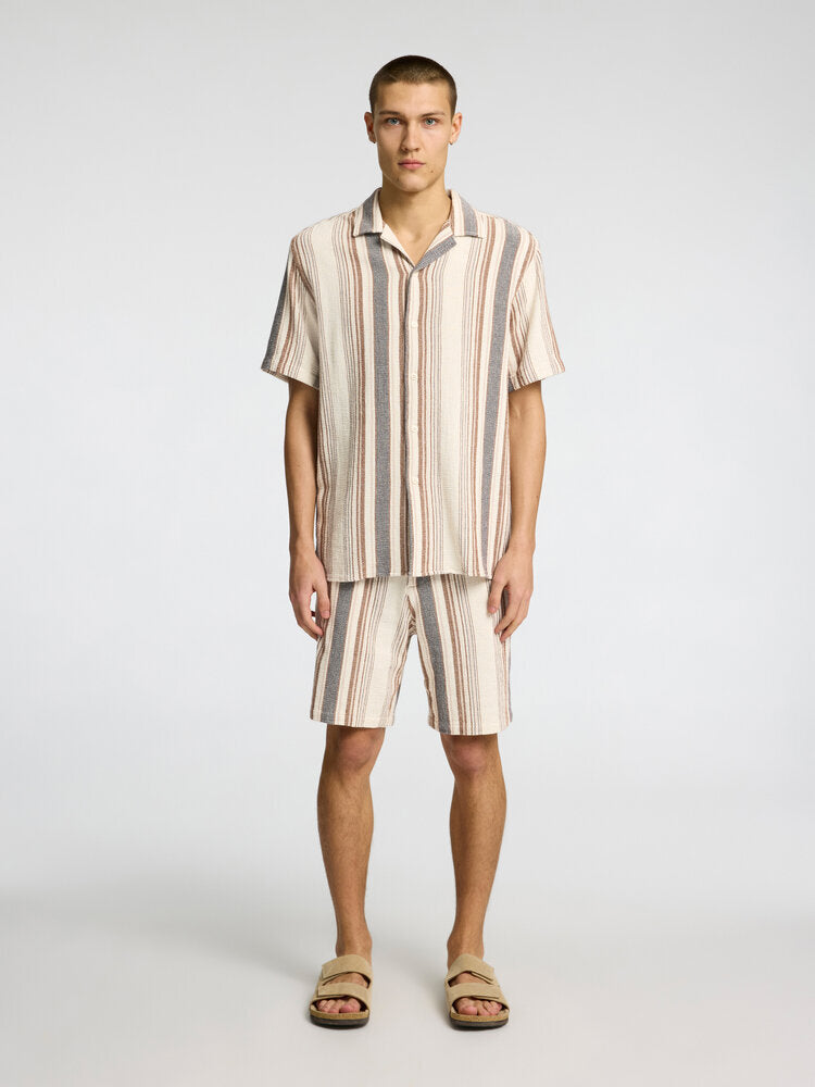 Shorts rayés sélectionnés