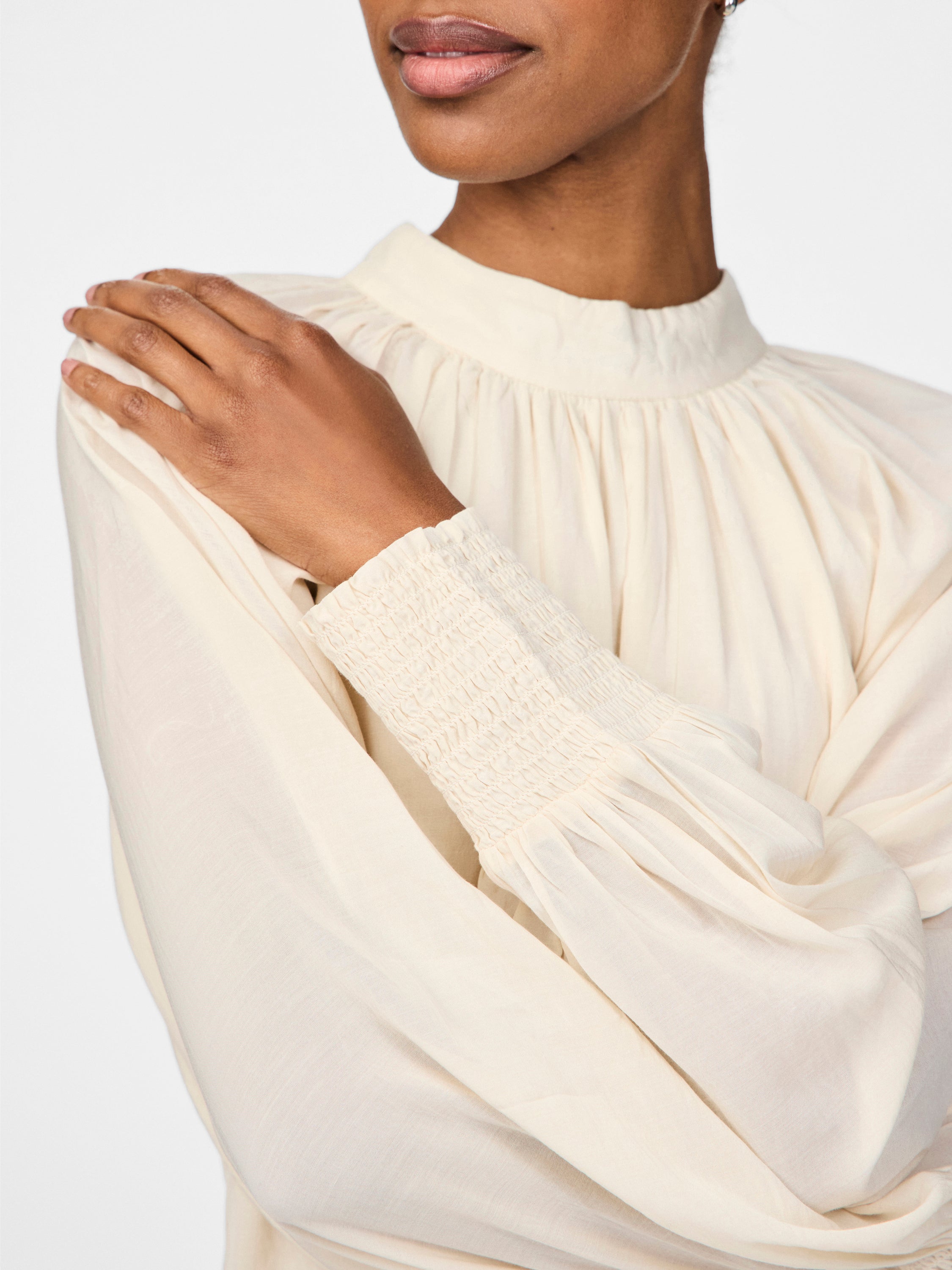 Ecru blouse met ronde hals Yasrita Y.A.S