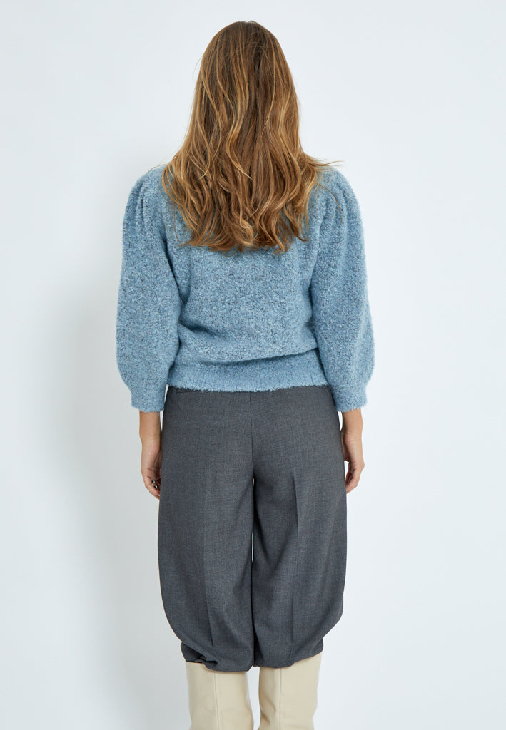 Pull bleu clair en maille à manches bouffantes Jennie Minus