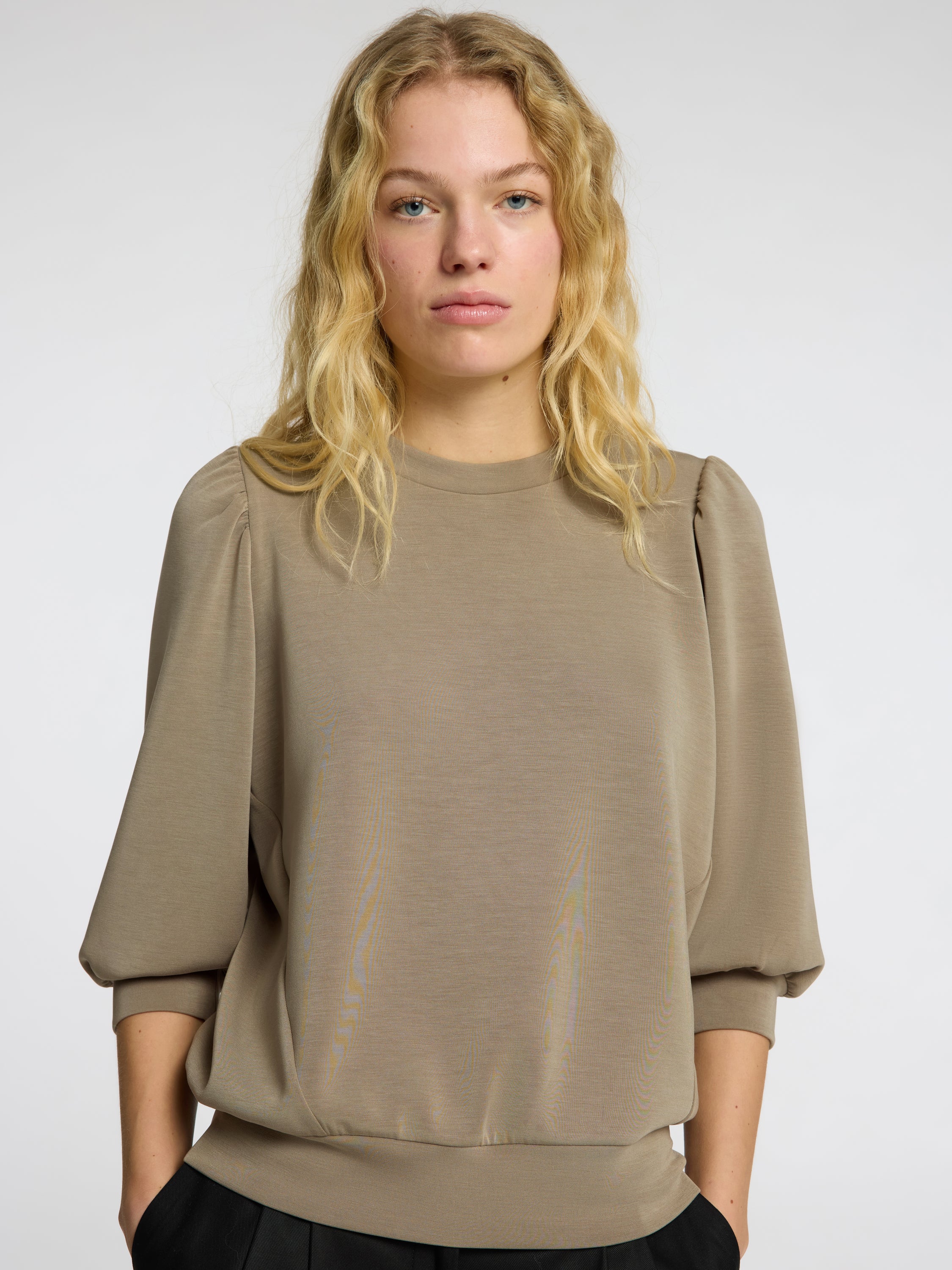 Kaki pull met pofmouwen Selected