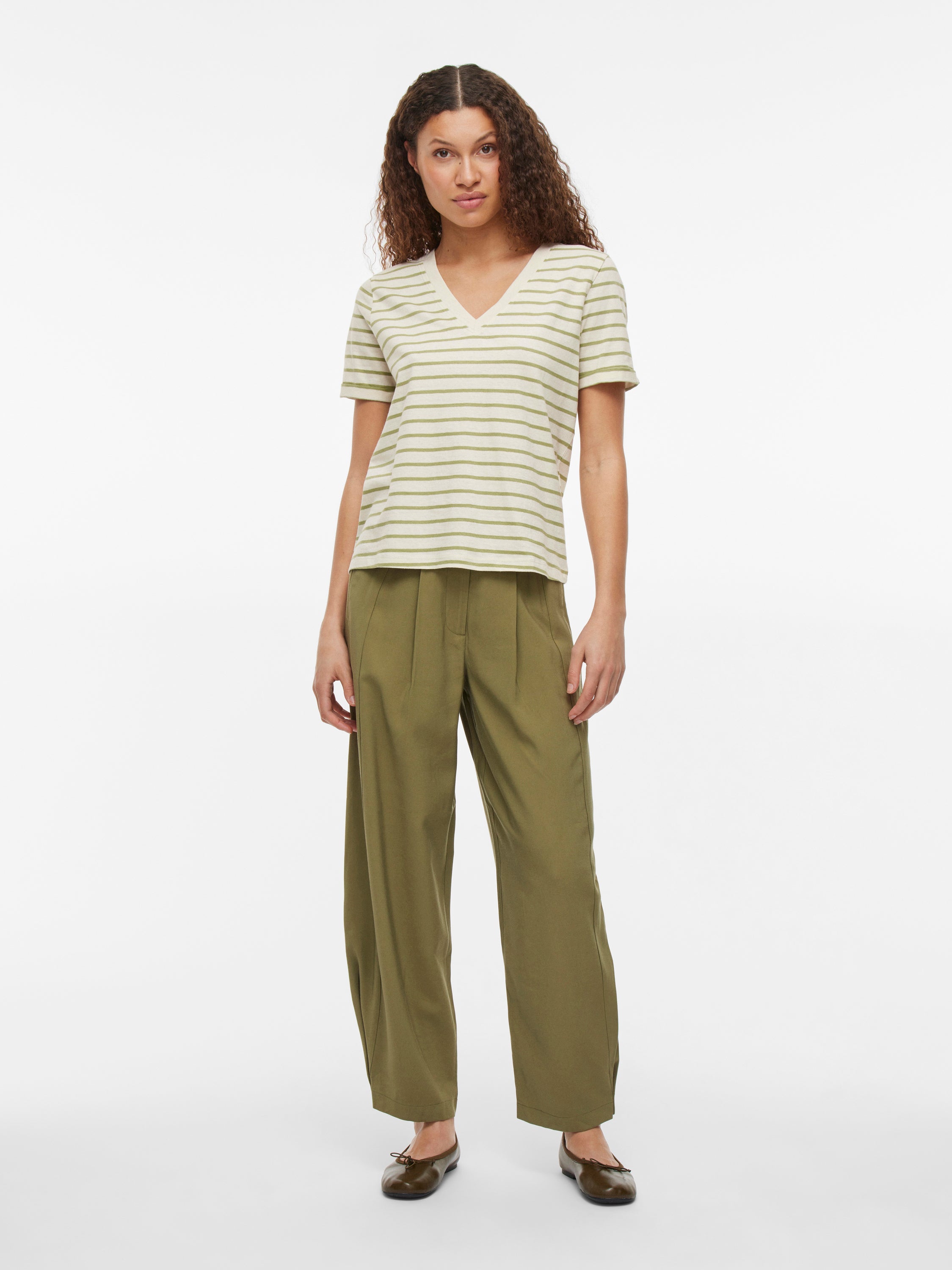 Birch/ sage t-shirt met v-hals en strepen Vila