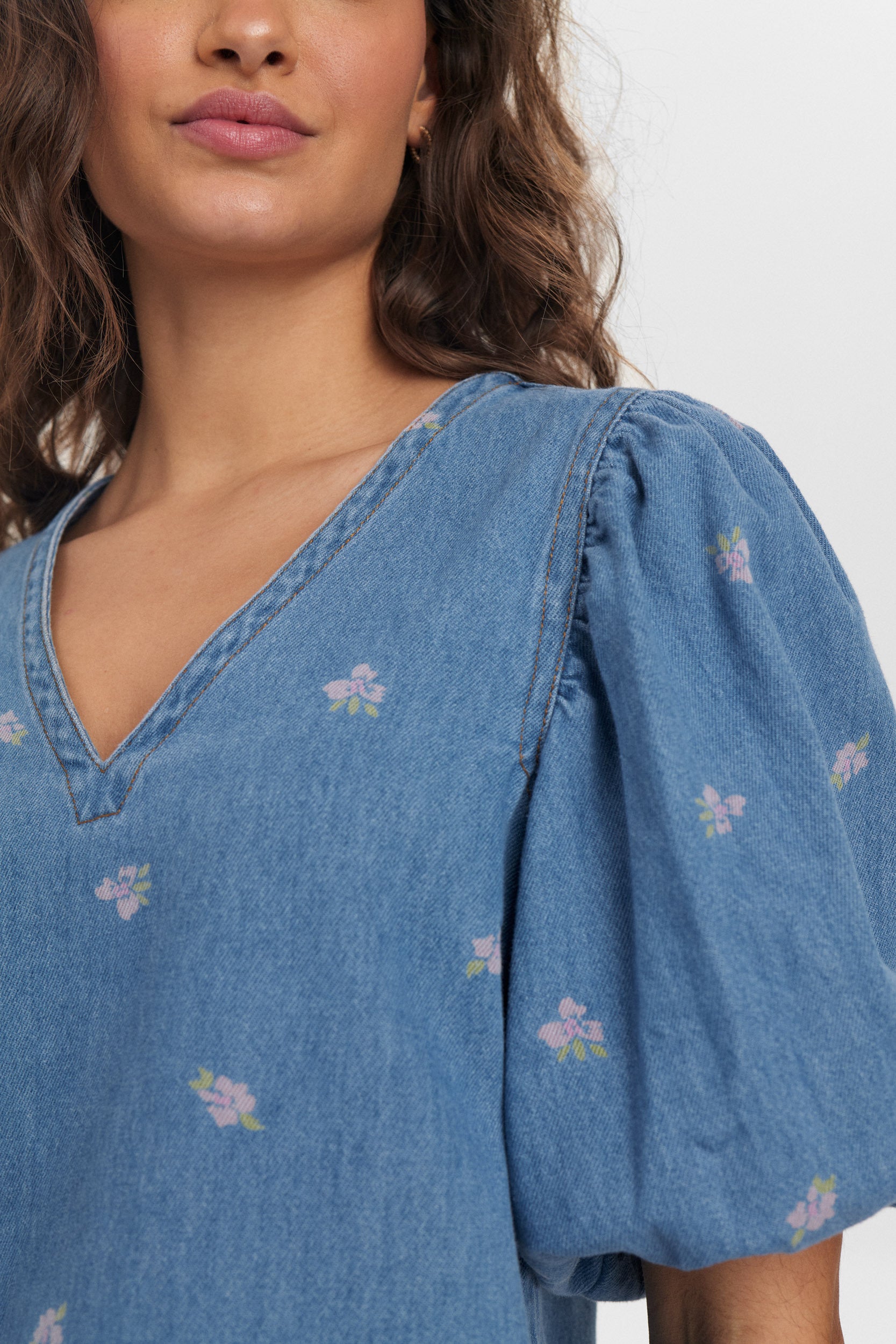 Jeansblouse met bloemetjesmotief Ibiza Blouse Numph